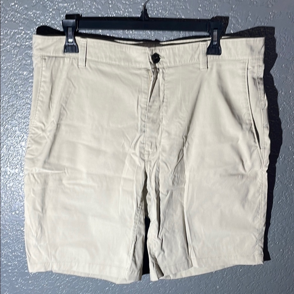 Men's Tan Shorts